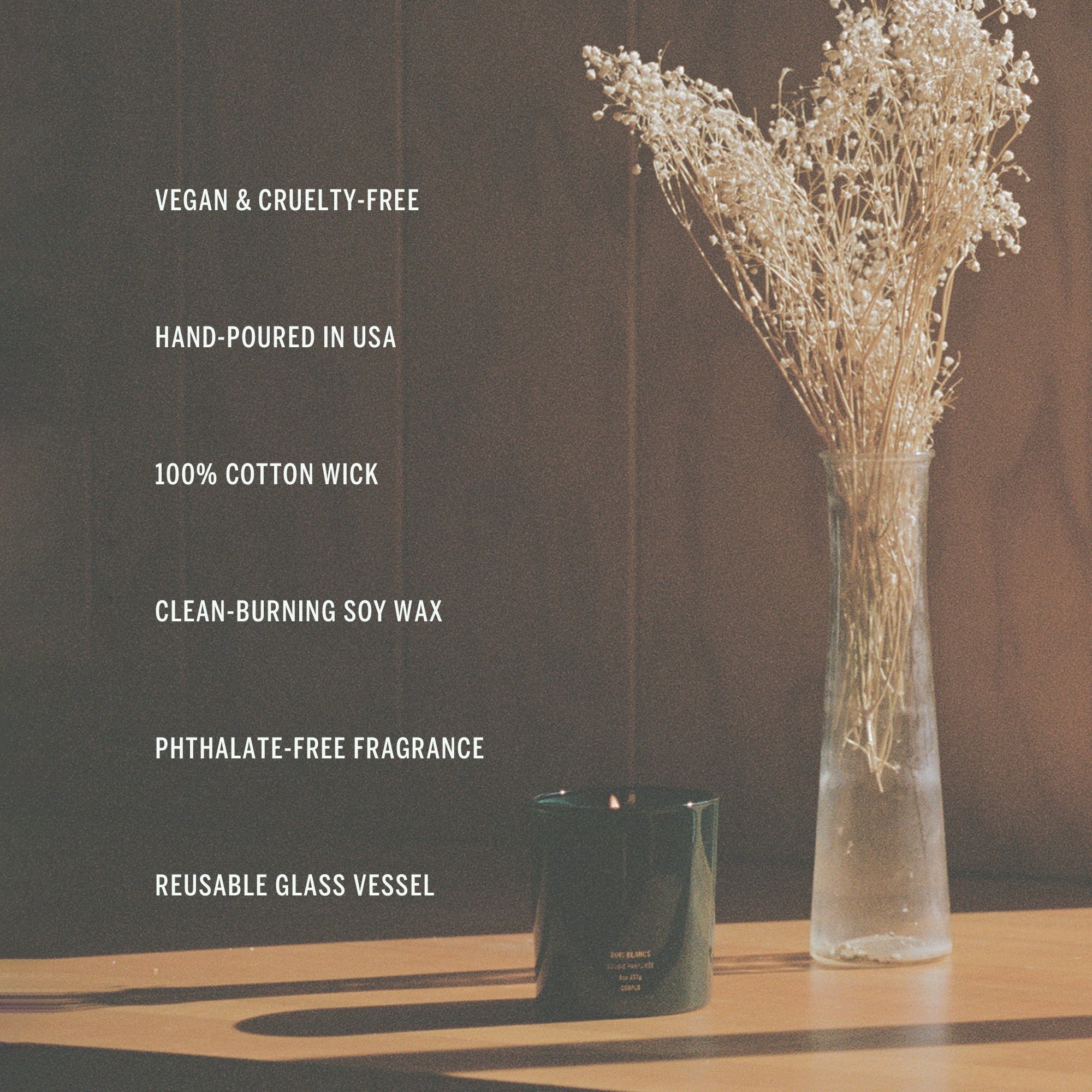 SCENTED CANDLE: The Cassis